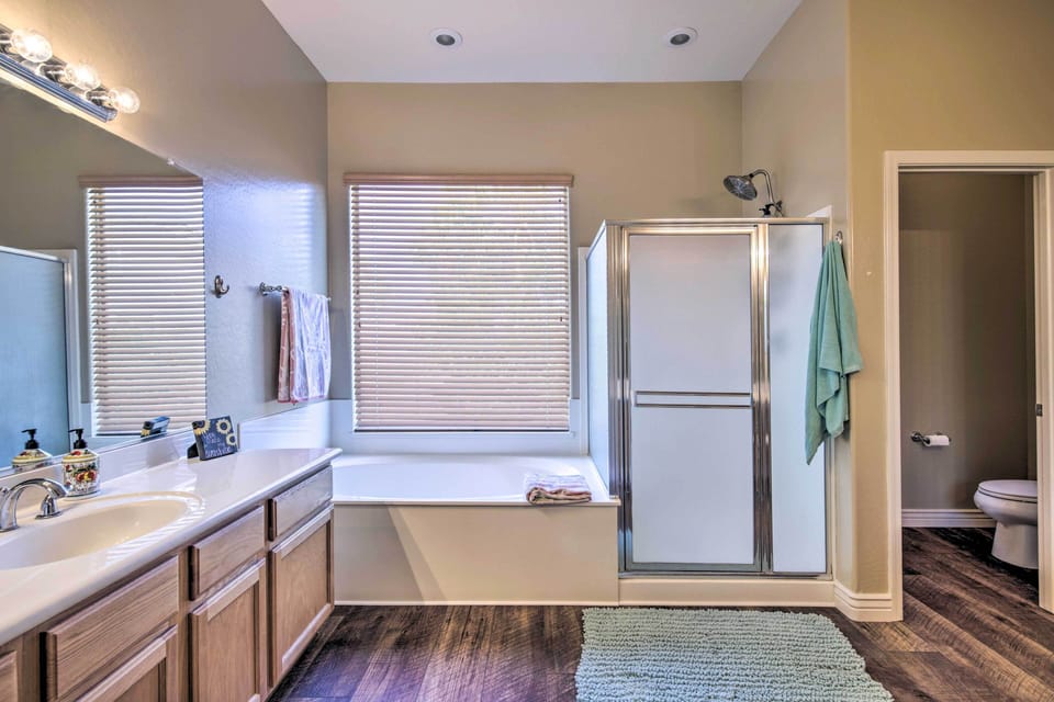 En-Suite Bathroom