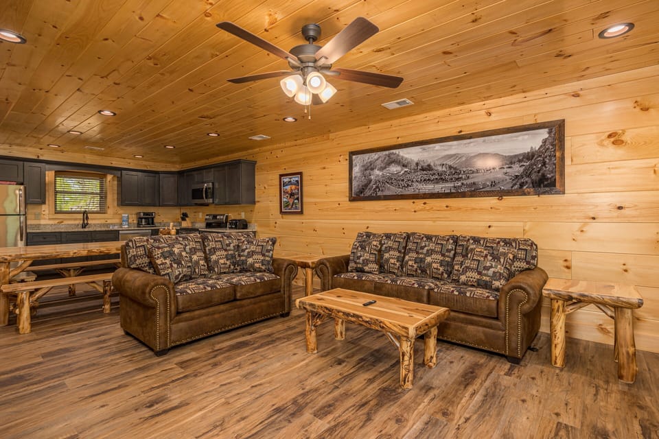 An inviting open-concept living and dining area, ideal for relaxation and family gatherings.