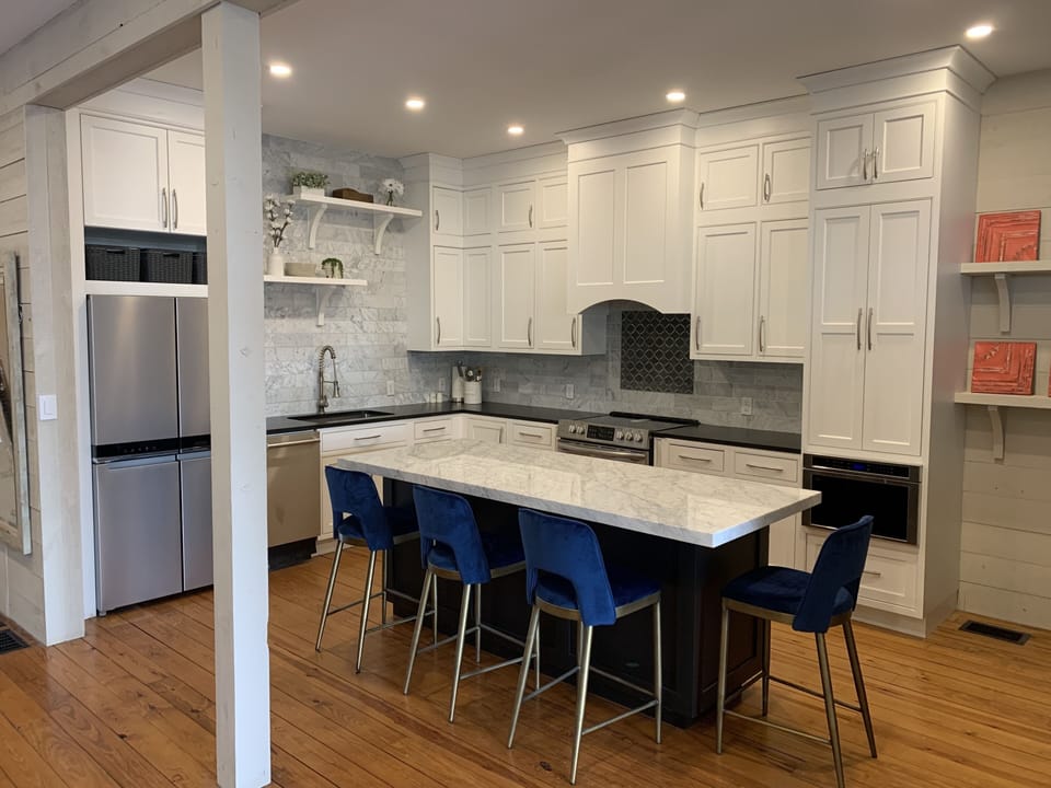 Kitchen dinning