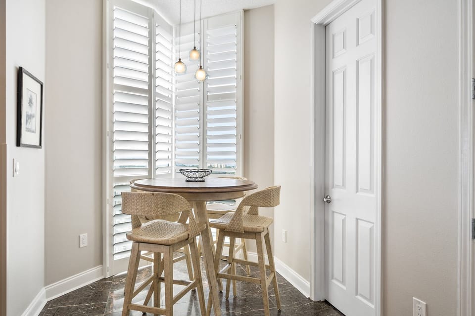 Breakfast Nook