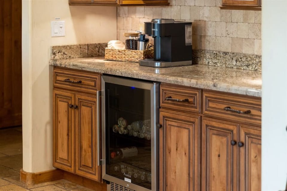 And the kitchen is stocked with all the cooking basics, including pots, pans, utensils, and seasonings, so you don’t have to worry about bringing a thing.