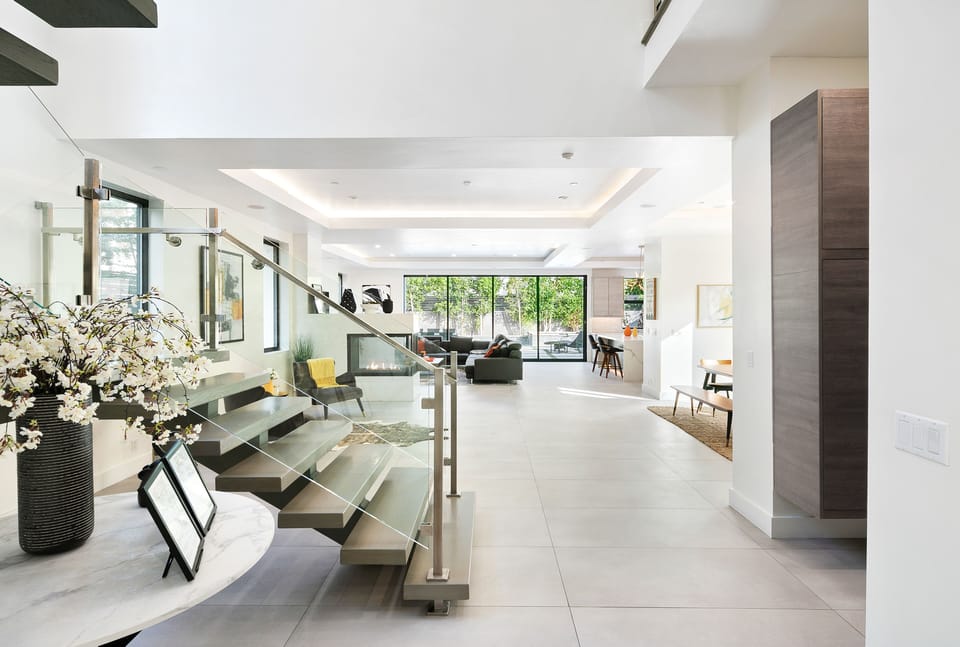Beverly Hills Playhouse with Rooftop & Pool House in Beverly Hills