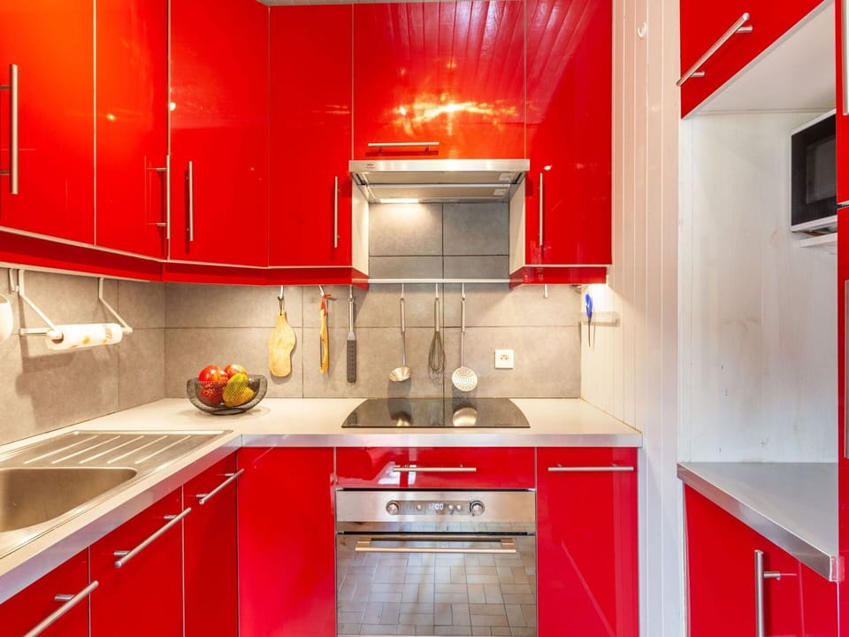 Cabinetry, Countertop, Property, Sink, Furniture, Tap, Kitchen Sink, Kitchen Stove, Kitchen, Orange