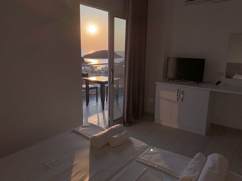 Image 18