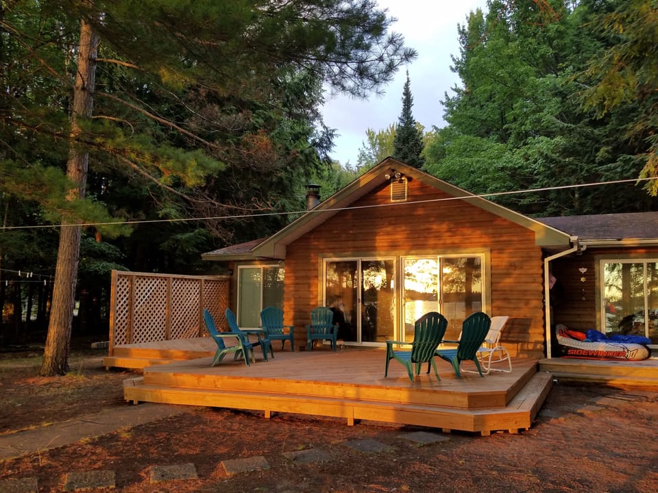 Huge deck increases living space to enjoy  meals, views and relaxation.
