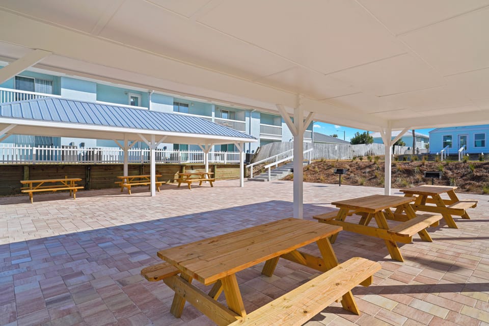 Community Picnic Area