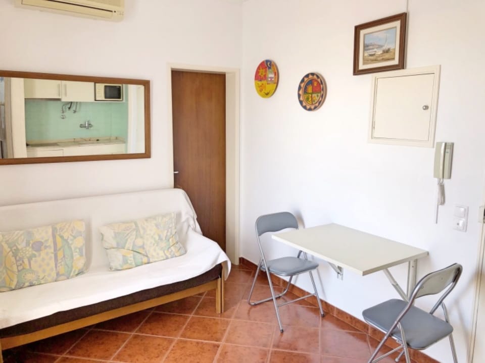 Sala C/ kitchenette
