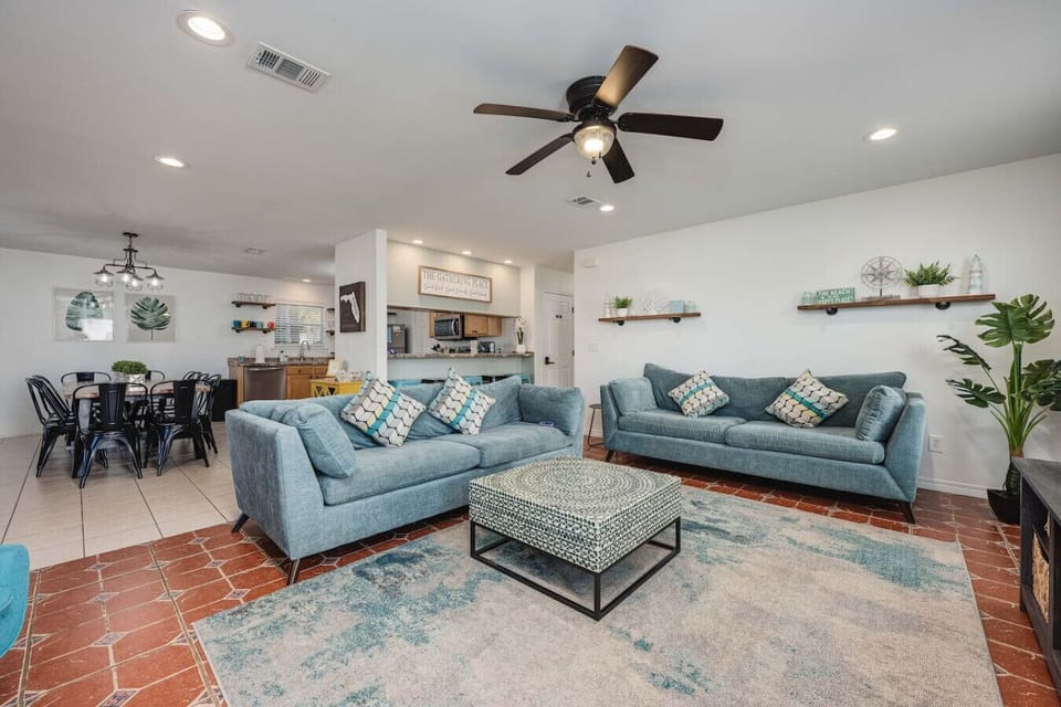 Lounge Space