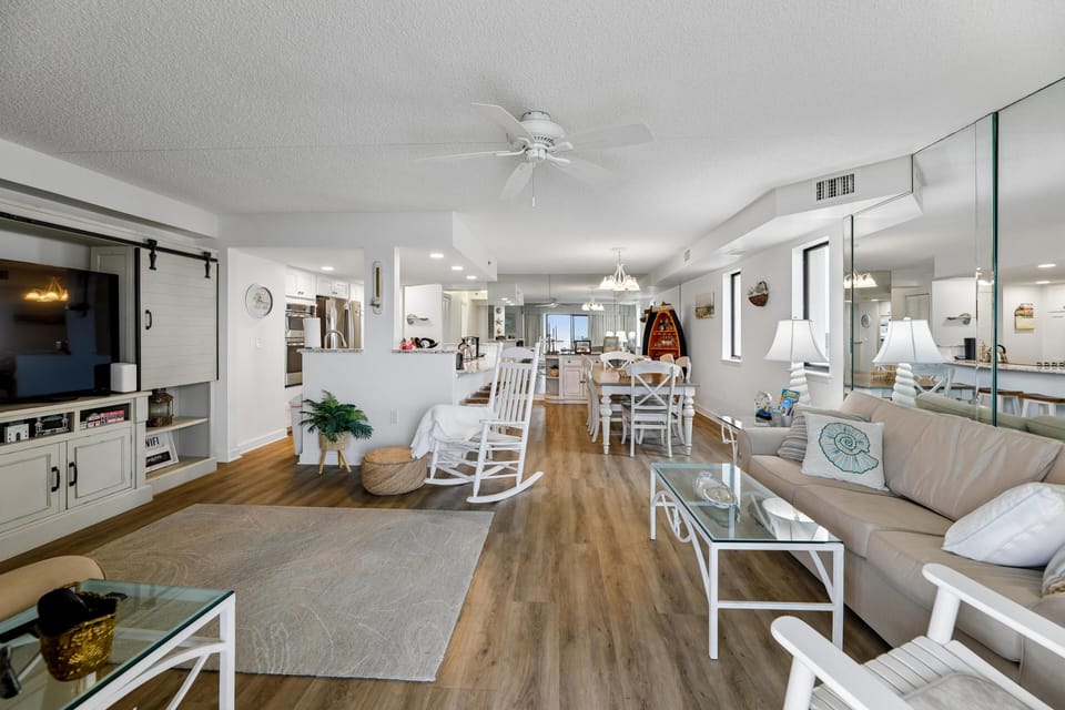Group,Living Room,