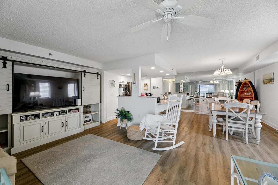 Group,Living Room,