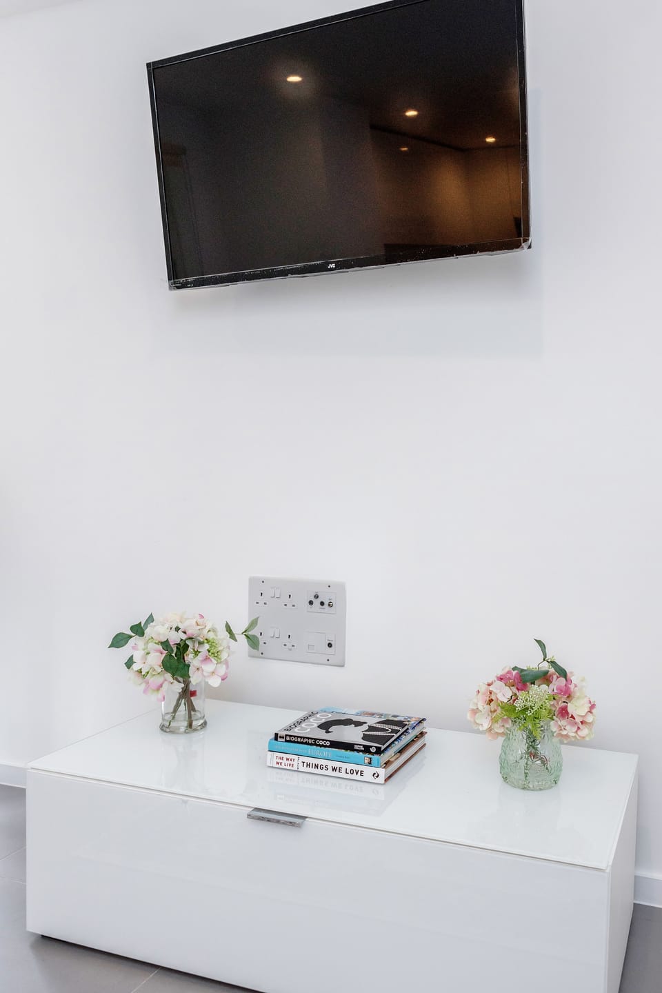 Smart TV and some books to read