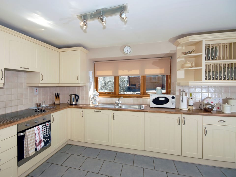 Kitchen area | Cerniw, Aberaeron