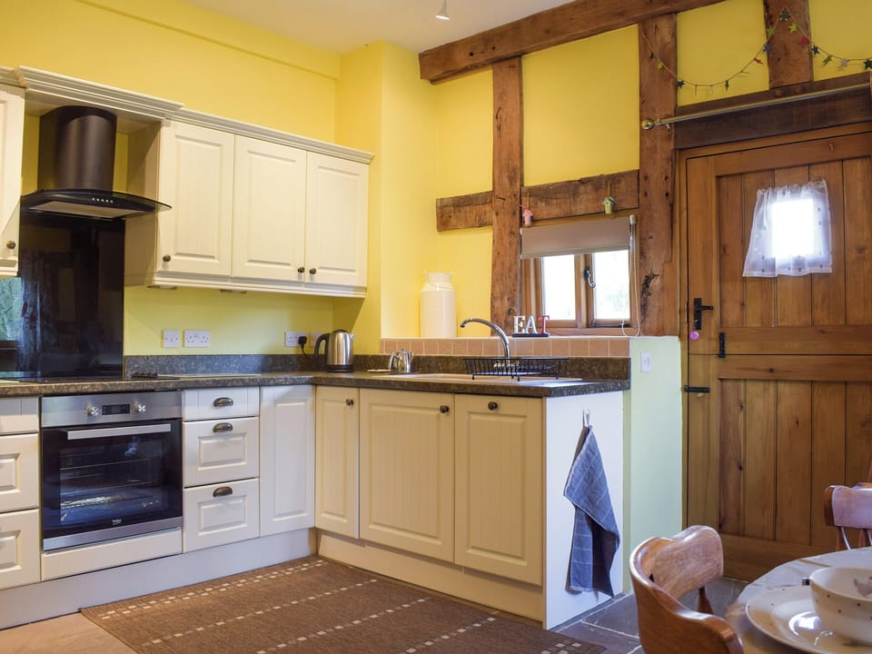 Kitchen | The Granary, Kingsland