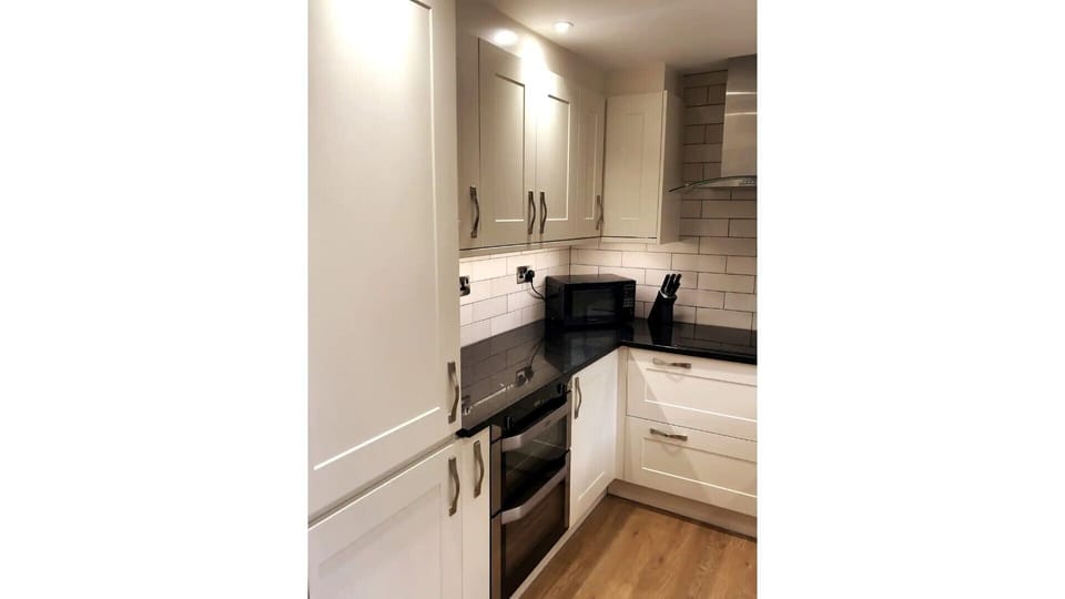 Fully Equipped Modern Kitchen 