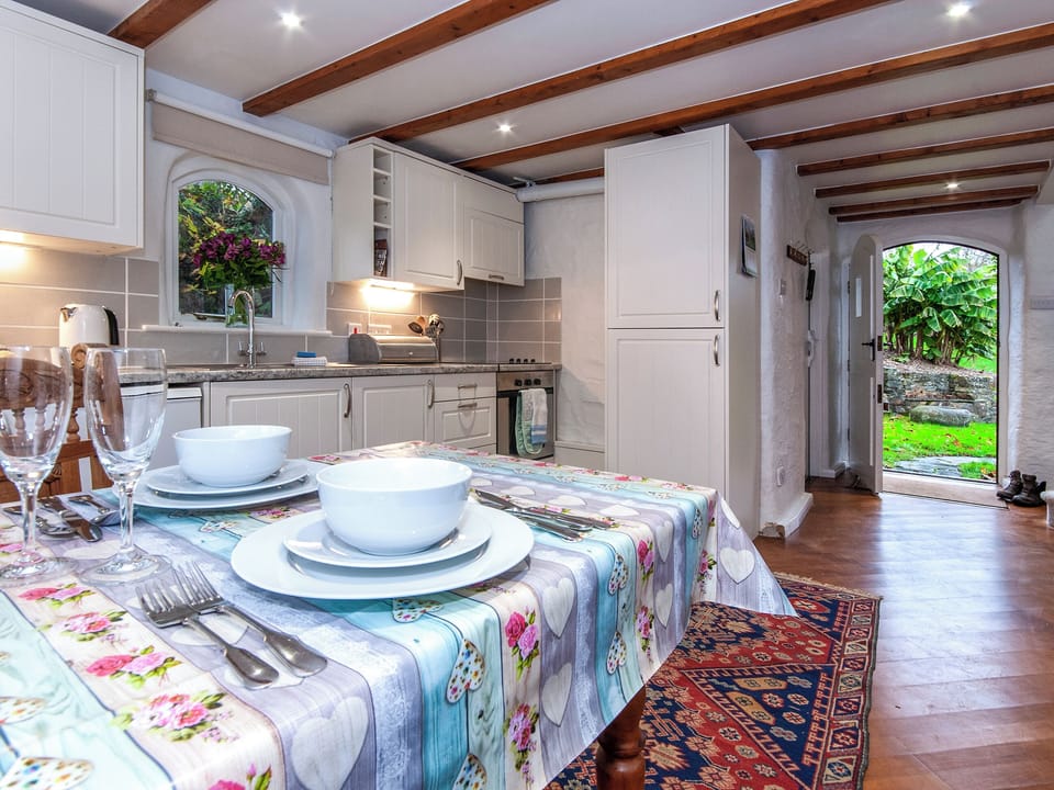 Interior | Wisteria Lodge, Preseli Hills
