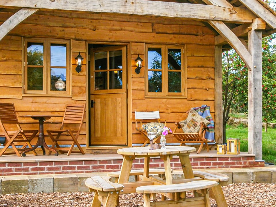 Outdoor area | Copperbeech Bowtop, Malpas