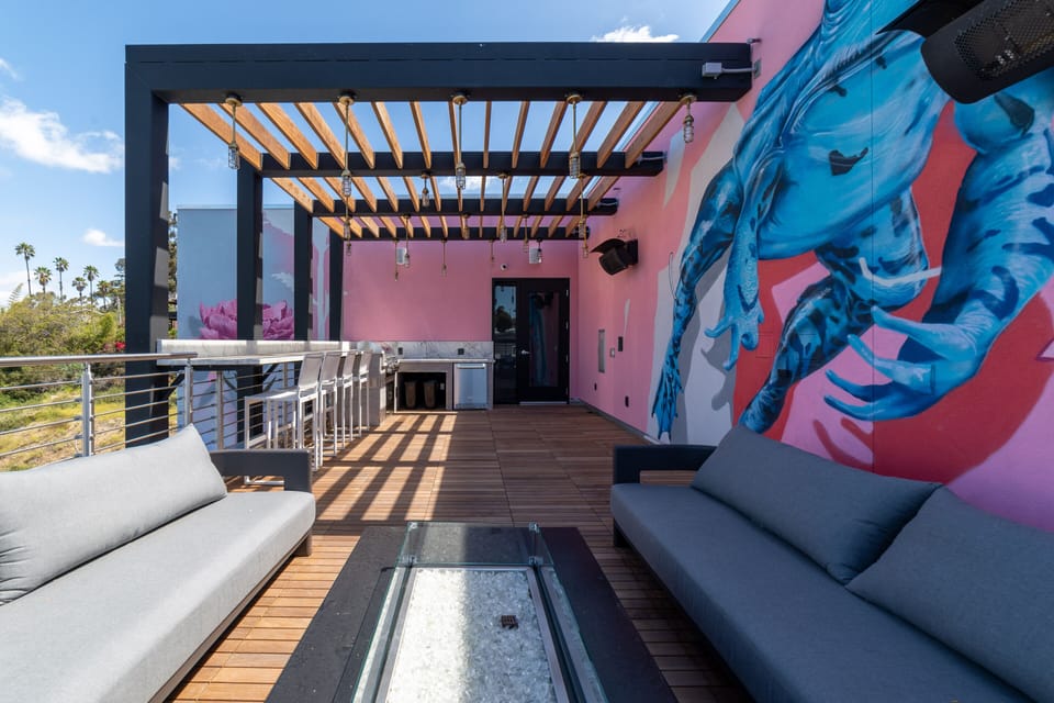 Rooftop Lounge Deck
