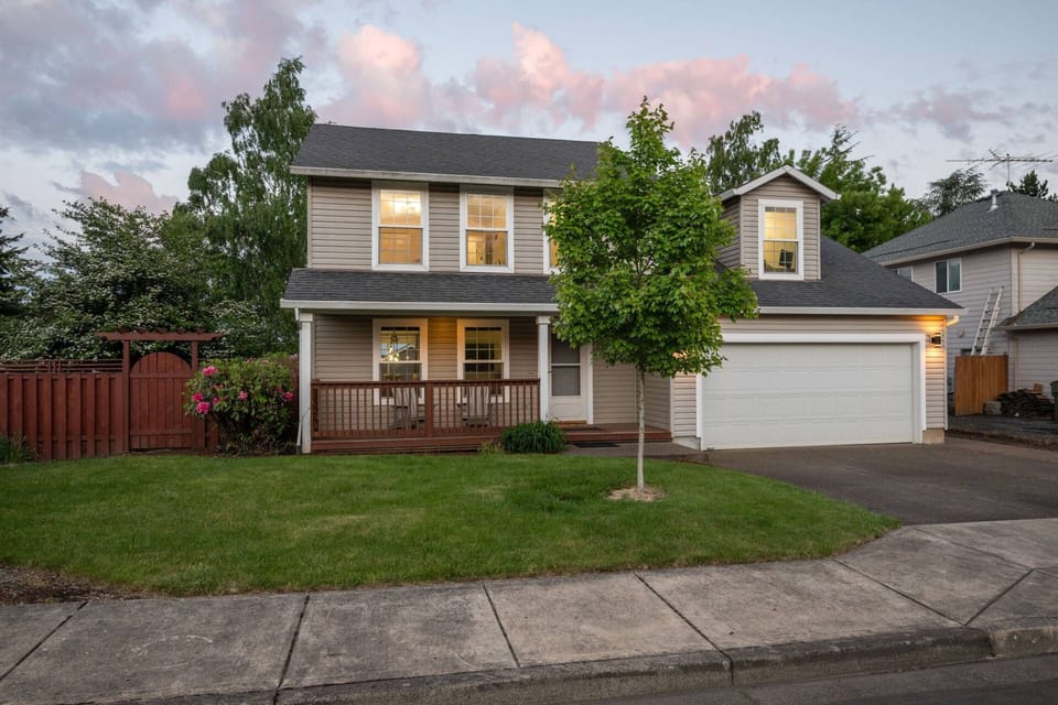 "Beautiful house, enough space for all 8 of us, easy to find, would stay here again!" - Kim