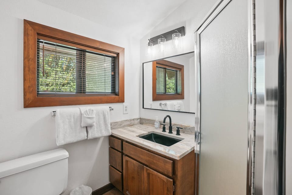 "Quiet neighborhood, beautiful cabin, kitchen and bbq was big enough to cook a great meal, hot tub was perfect." - Patrick