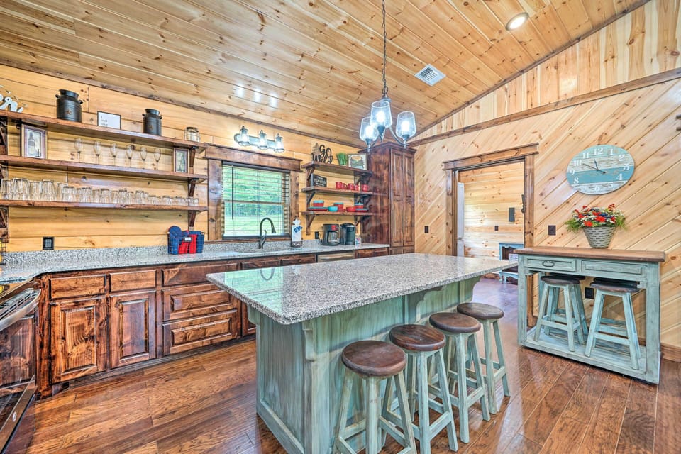 Kitchen | Pots & Pans