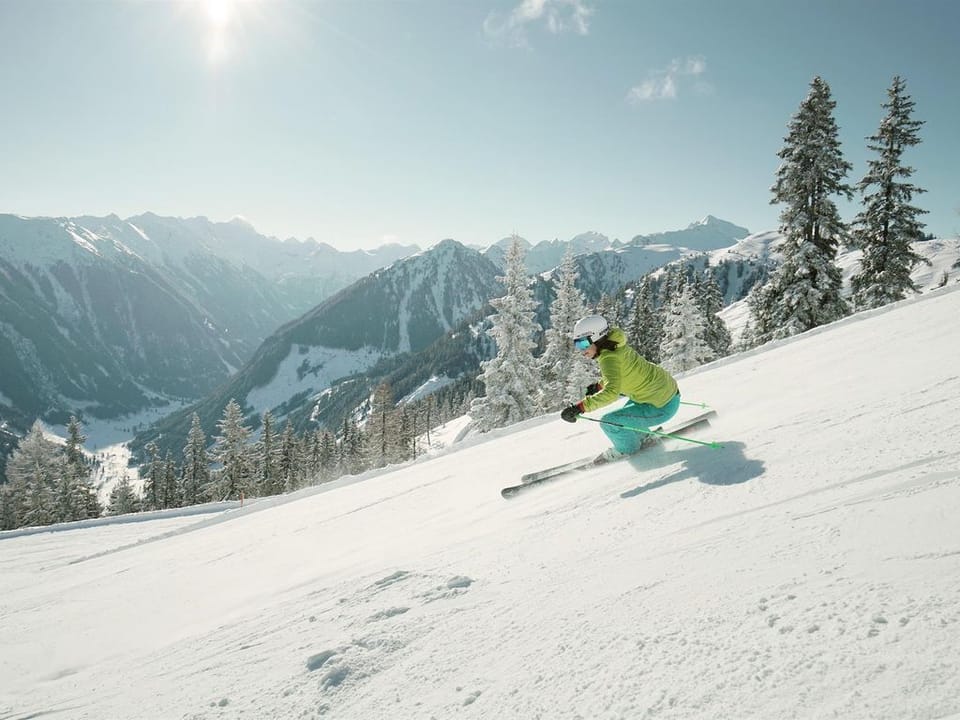 Snow and ski sports