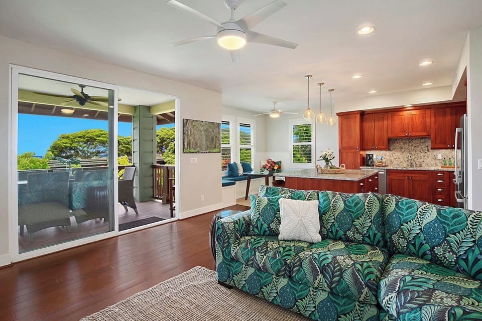 Pili Mai 12L Open Living, Dining, Kitchen Concept