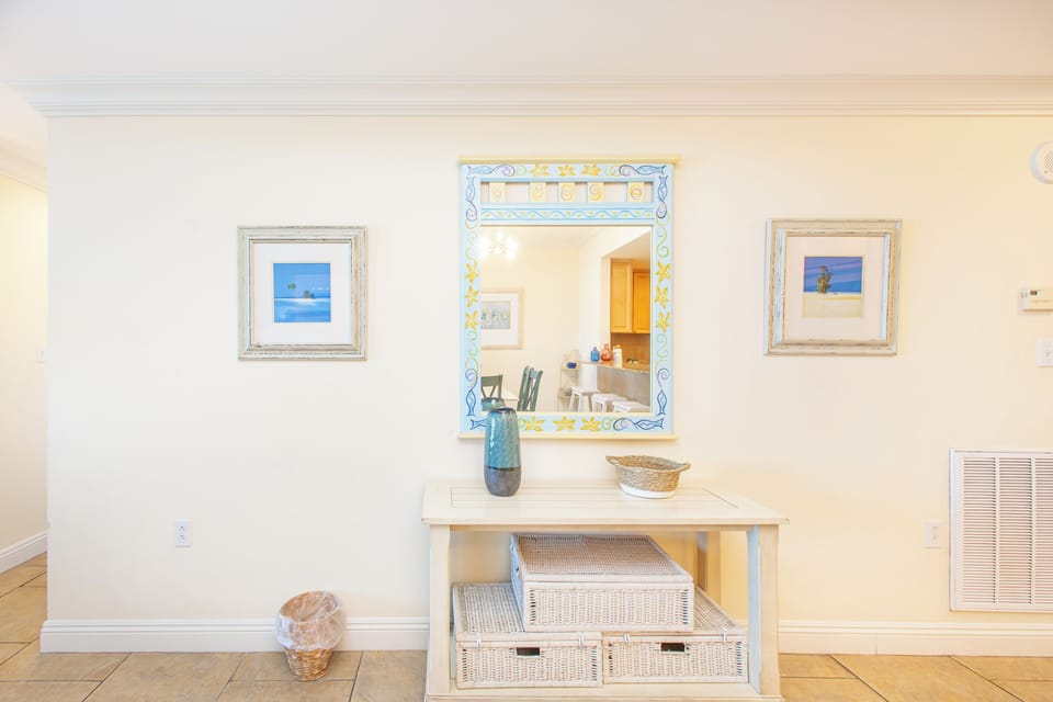 Entryway 1.0