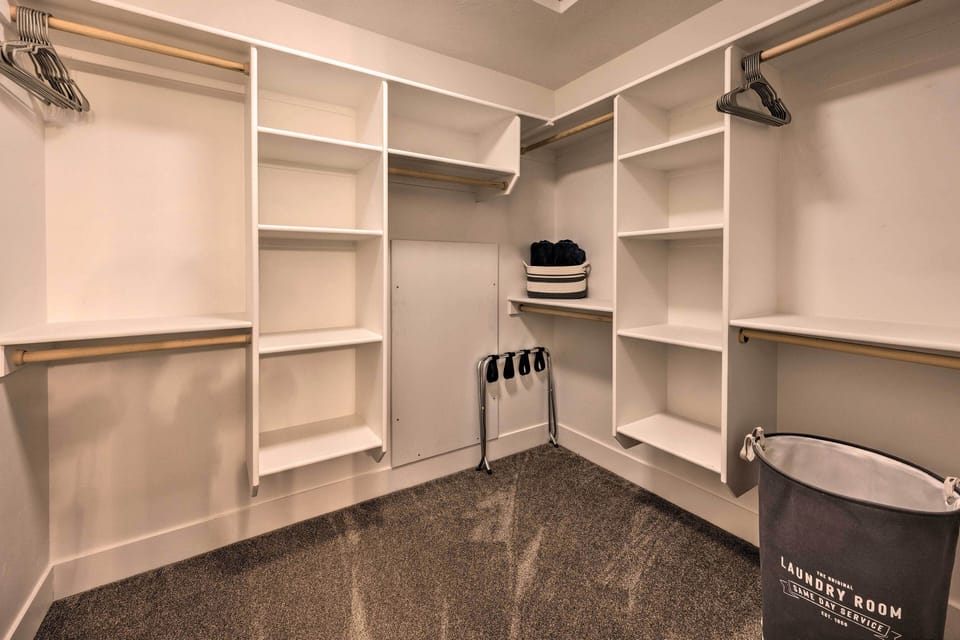 Walk-In Closet