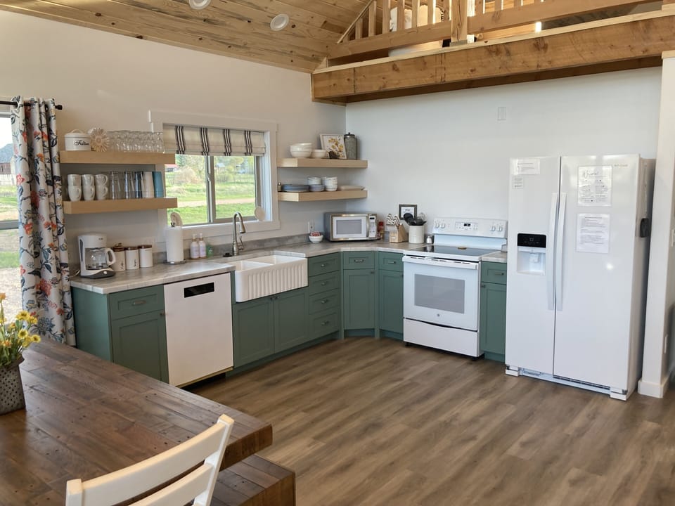 Fully stocked traditional kitchen