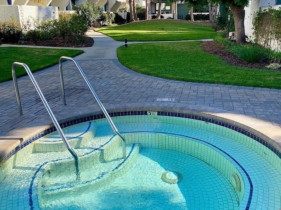 Jacuzzi