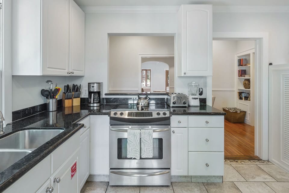 Mansion Kitchen @ Watson House Grand Estate Key West