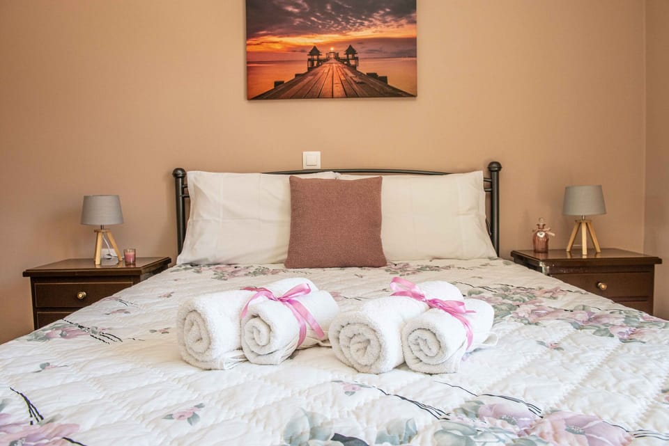 Darmanin Αpartment 4 Gyalos Karousades Corfu Bedroom