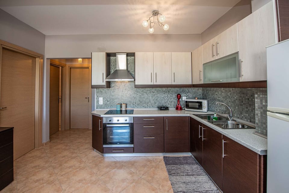 Darmanin Αpartment 4 Gyalos Karousades Corfu Kitchen