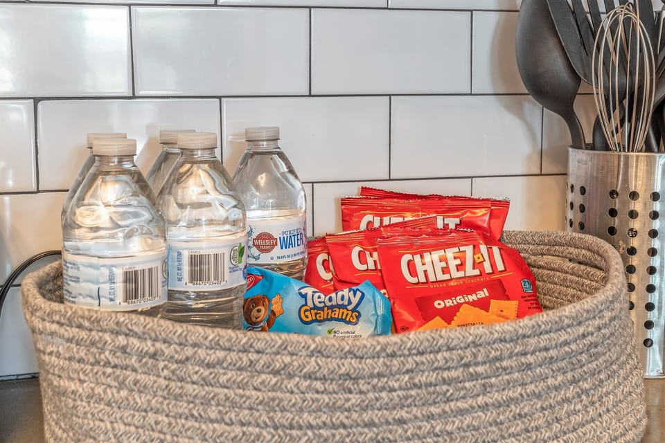 Complimentary snacks and bottled water provided to keep you refreshed during your stay.