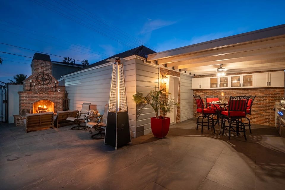 Fireside loungers, cast iron rockers, propane heating lamp, dinning, grill.