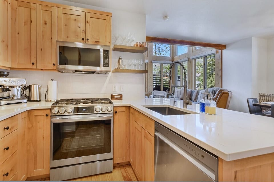 Newly Updated Kitchen