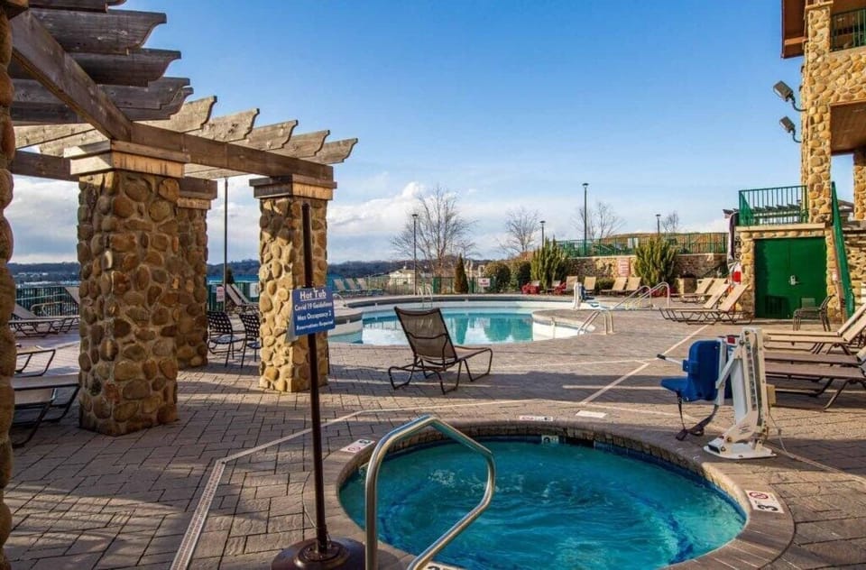 Club Wyndham Smoky Mountains_2.jpg