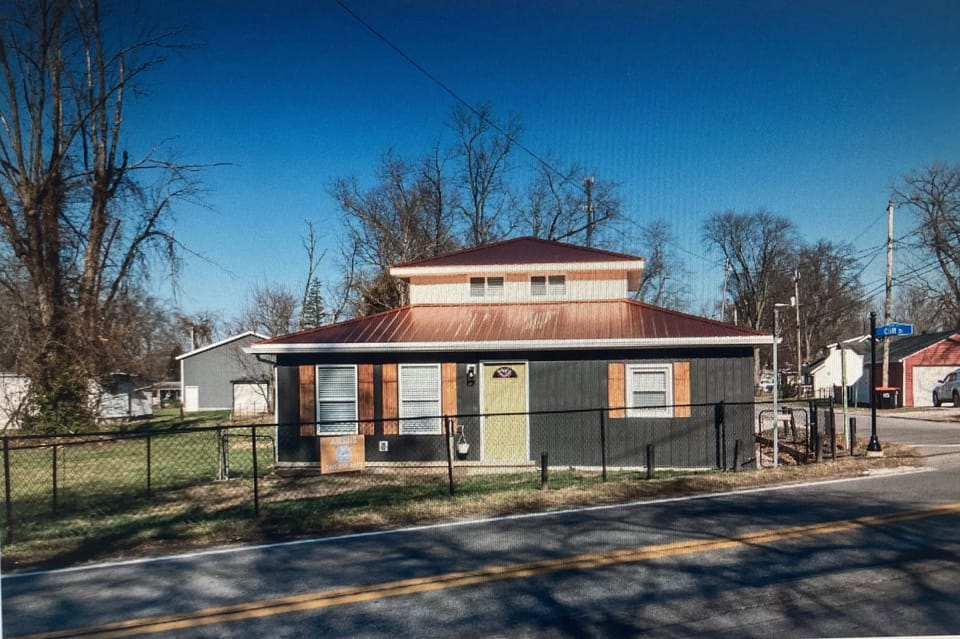 Fenced front yard