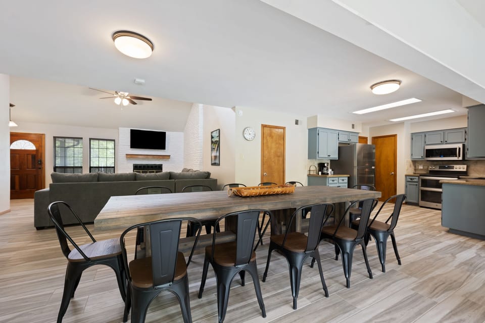 Family dinners on big dining room
