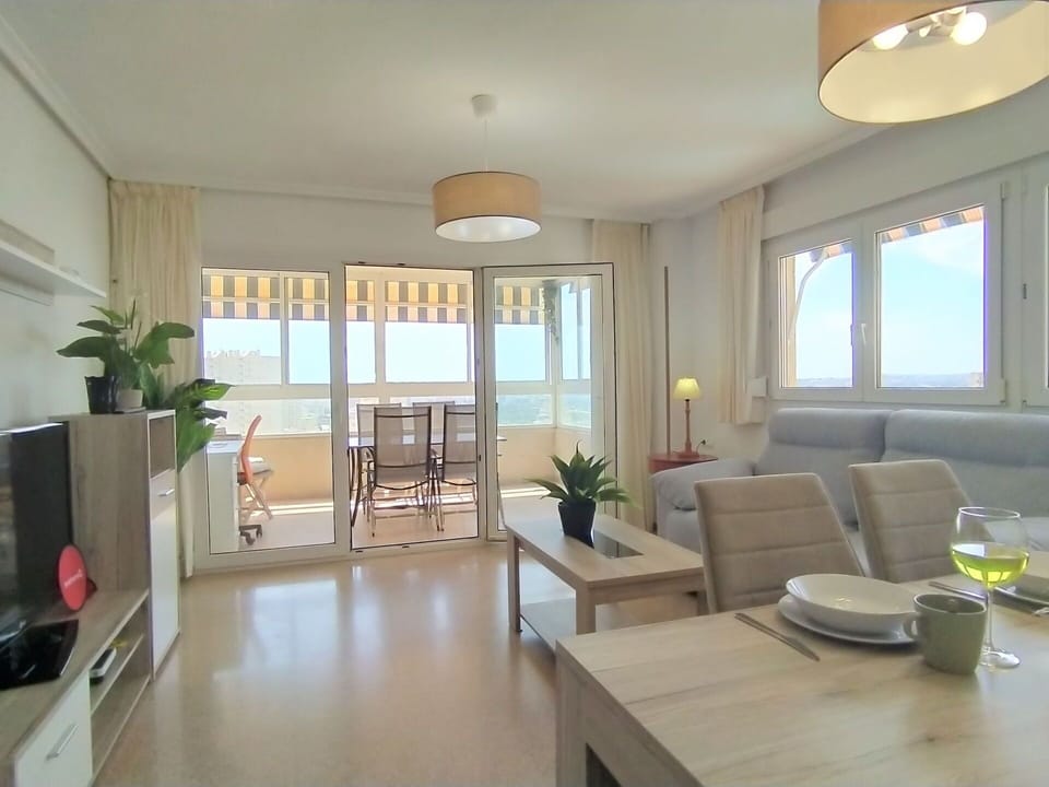 Table, Furniture, Property, Window, Couch, Building, Houseplant, Plant, Interior Design, Wood