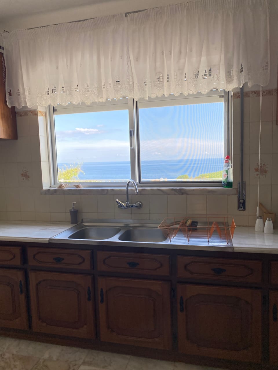 2nd level kitchen view of Atlantic Ocean