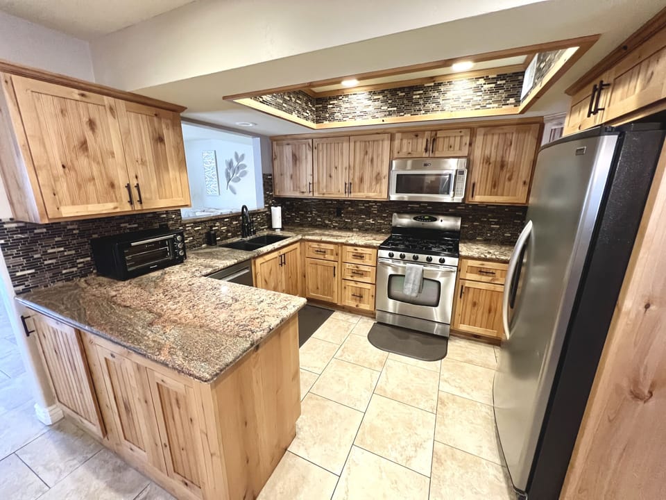 Stocked kitchen with spices and great cookware! 