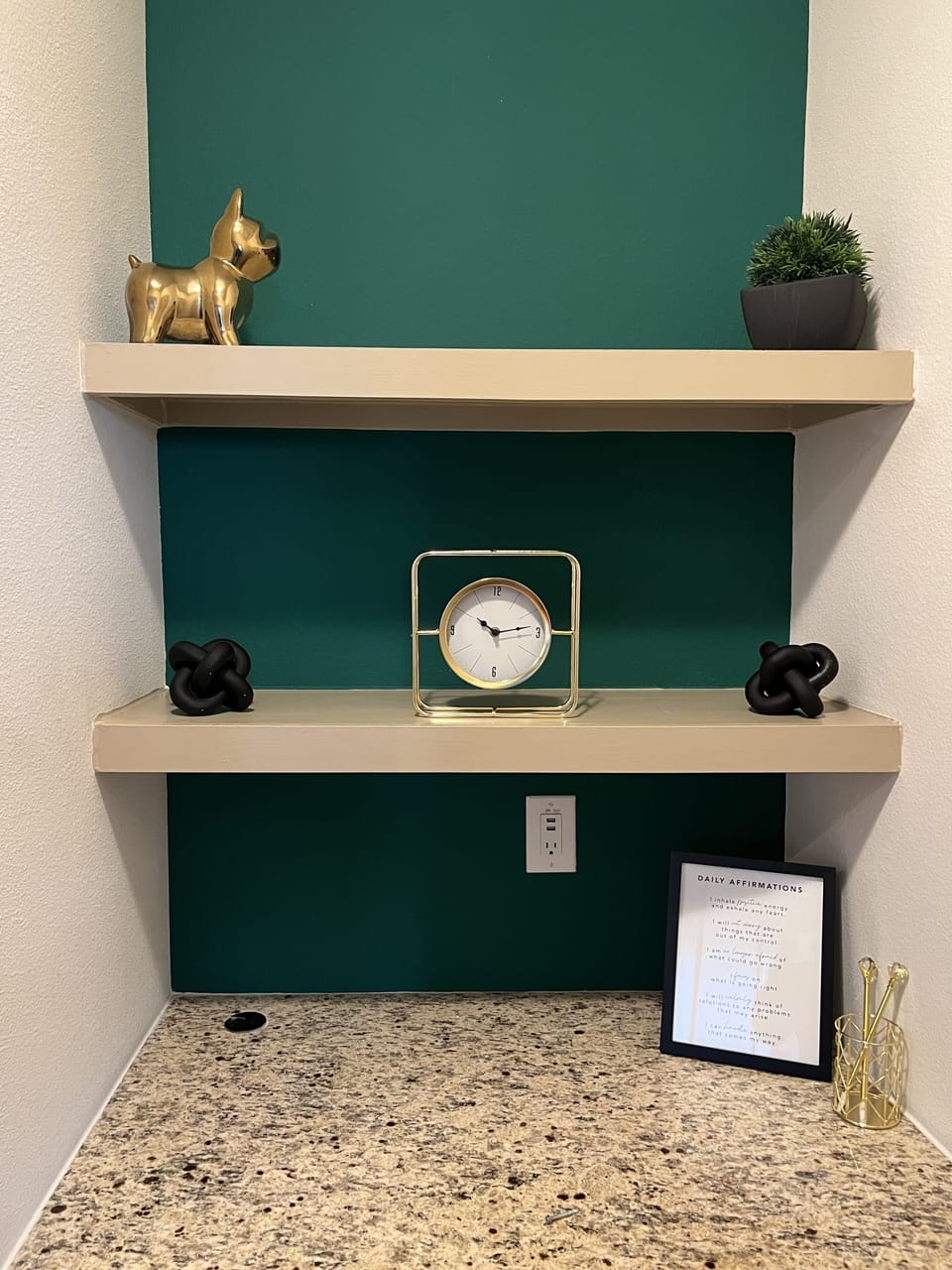 Office space w/ Wi-Fi Excluded 