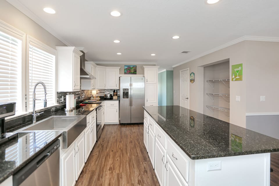 Kitchen with Bar & Large Pantry
