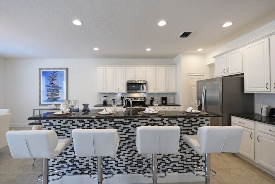 Whip up wonders: Our kitchen, where recipes come to life!