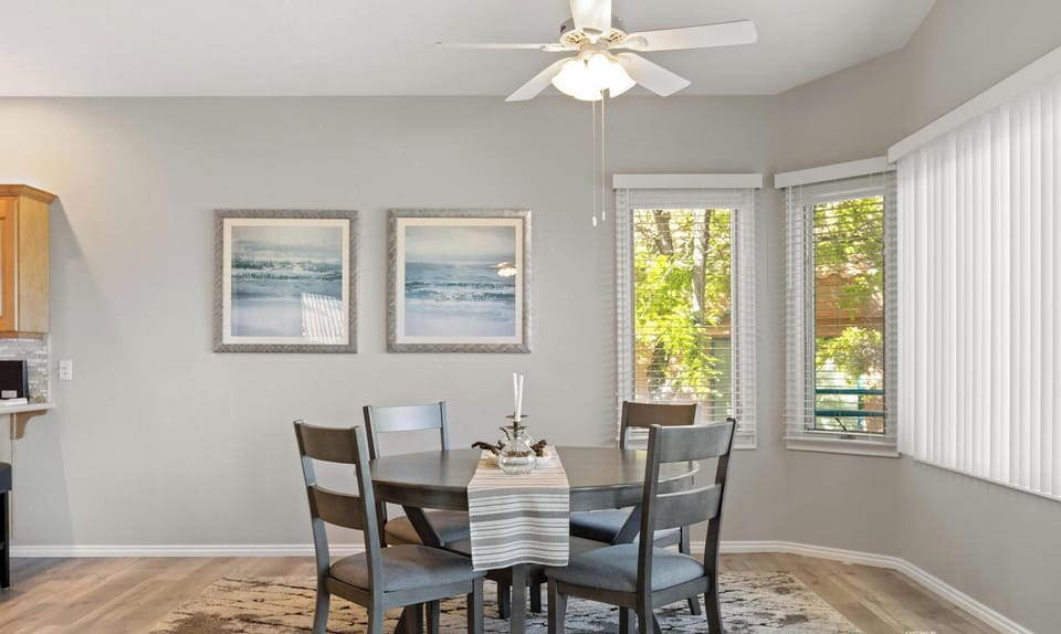 Dining area off kitchen.