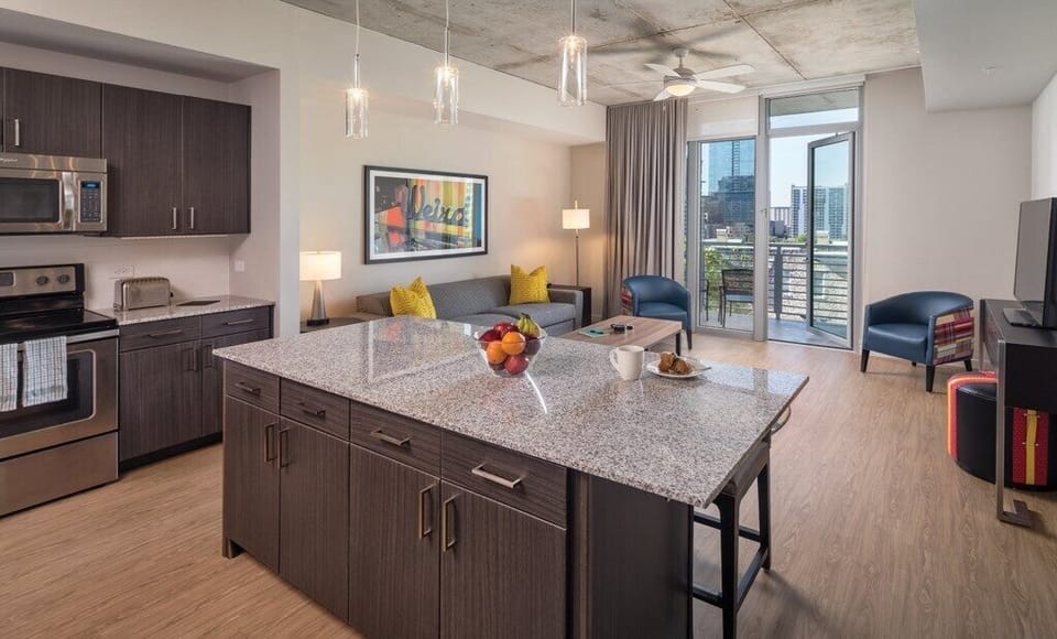 10 austin_cw_1_bdrm_3_s.jpg