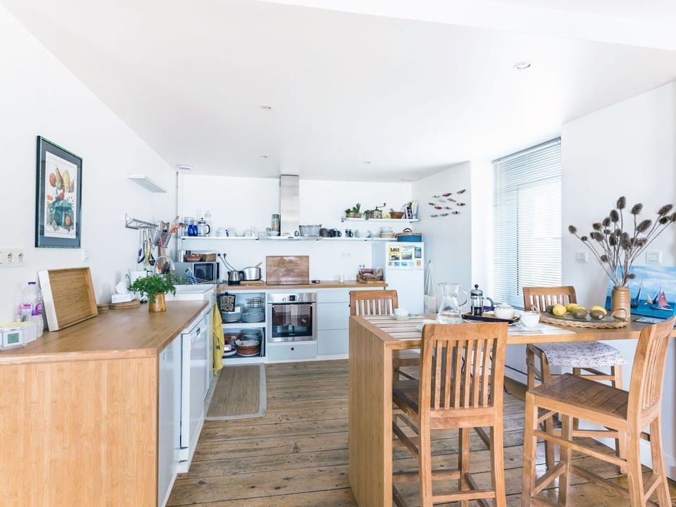 Table, Furniture, Houseplant, Cabinetry, Azure, Chair, Countertop, Wood, Floor, Shelving