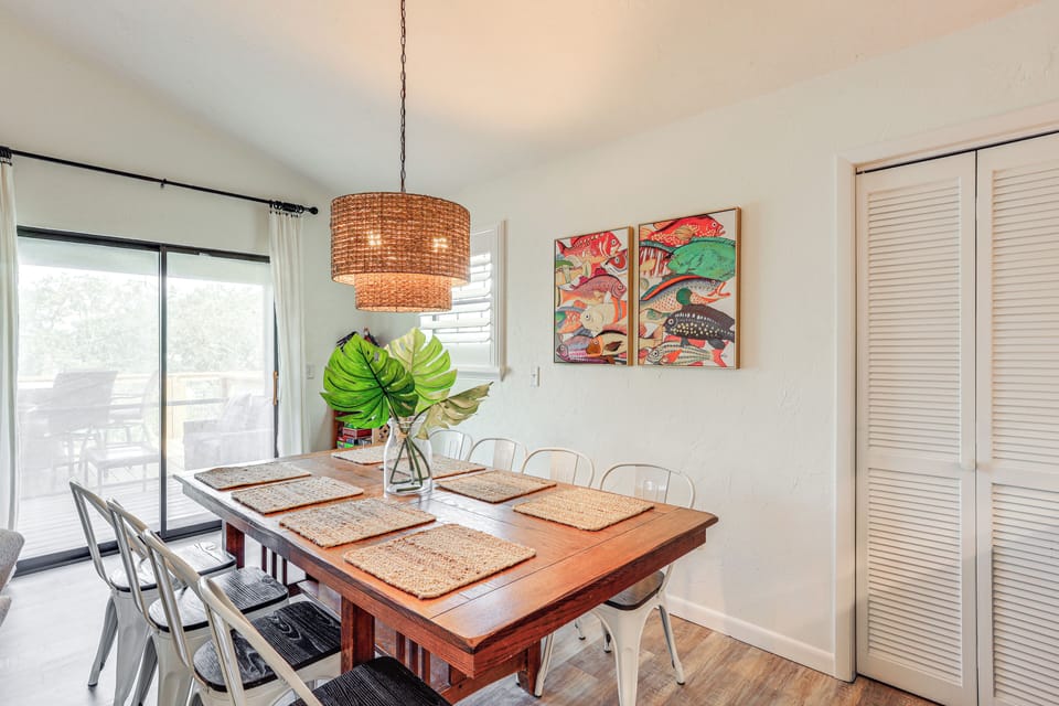 Dining Area | Cooking Basics | Dishware & Flatware