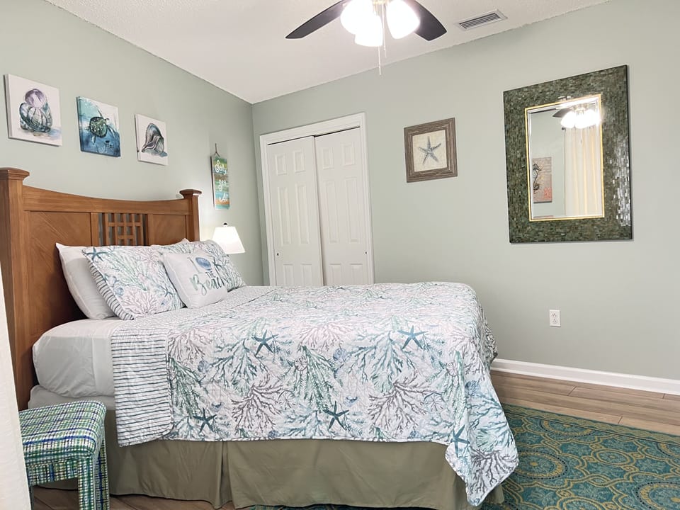 Queen size bed